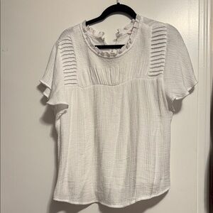 Nanette Lepore White Textured Blouse